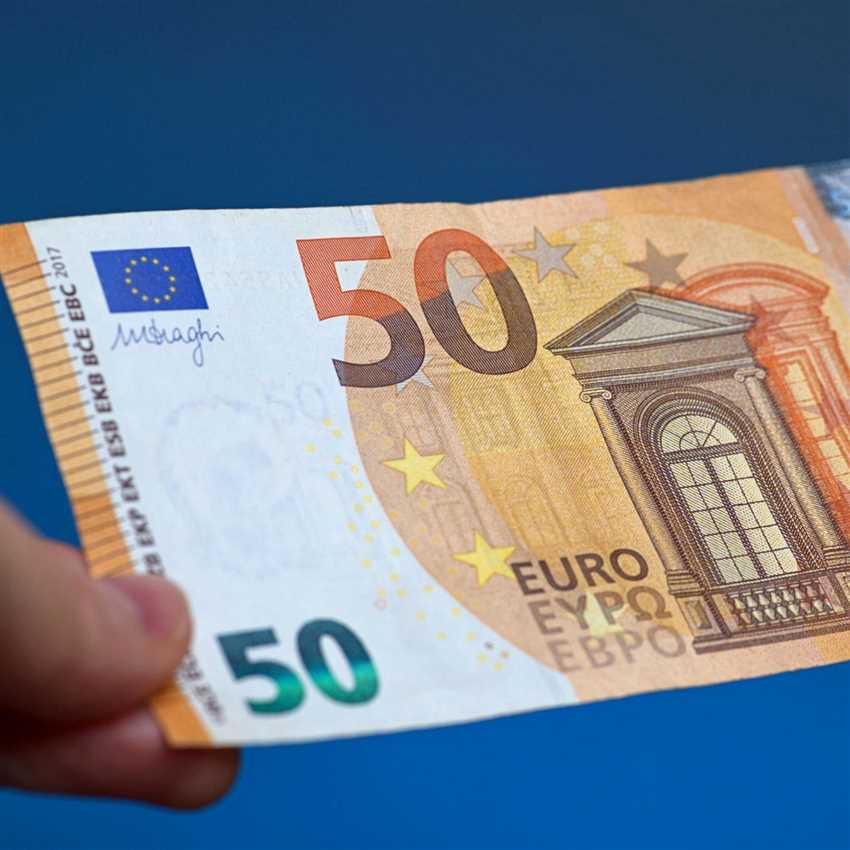 Nach langen Verhandlungen wurde am 1. Januar 1999 der Euro als Buchungswährung eingeführt. Vorher hatten sich die Teilnehmerländer auf eine gemeinsame Geldpolitik, eine Stabilitätsunion und die strenge Kontrolle des Haushaltsdefizits und der Inflation geeinigt.