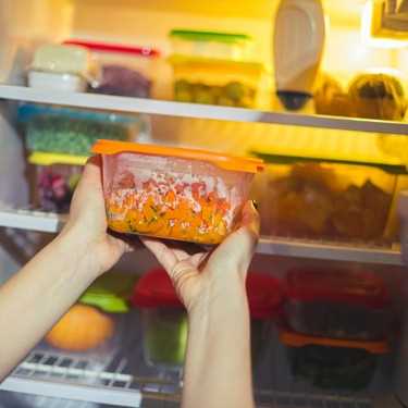 Haltbarkeit von gekochtem Lachs im Kühlschrank